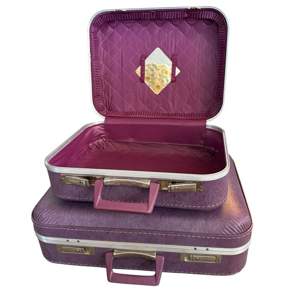 Vintage Rare 1960's J.C. Penny’s Purple Hardshell Vinyl Suitcases Set Of Two - Picture 1 of 14